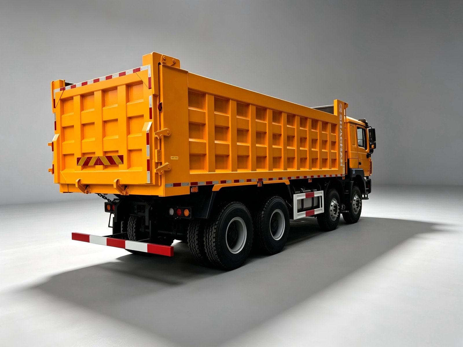 SHACMAN F3000 8×4 Dump